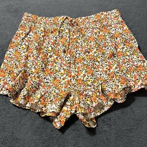 Wild Fable women’s med ruffle shorts loose fitting floral rutched elastic waist